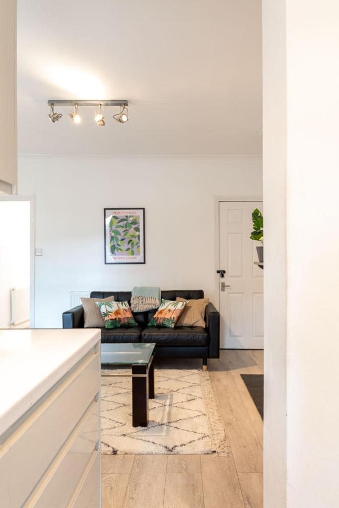 Stylish & Spacious City Centre 3-Bedroom Townhouse - Sleeps 6 Κάντεμπερι Εξωτερικό φωτογραφία