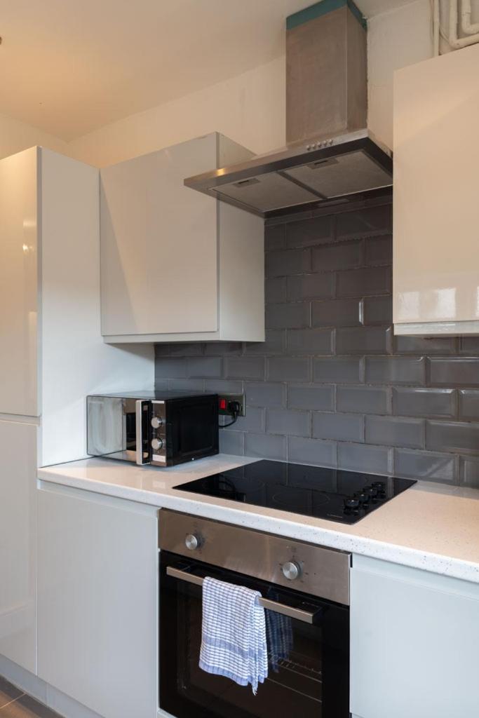 Stylish & Spacious City Centre 3-Bedroom Townhouse - Sleeps 6 Κάντεμπερι Εξωτερικό φωτογραφία