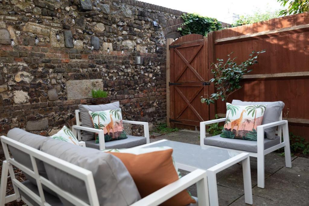 Stylish & Spacious City Centre 3-Bedroom Townhouse - Sleeps 6 Κάντεμπερι Εξωτερικό φωτογραφία