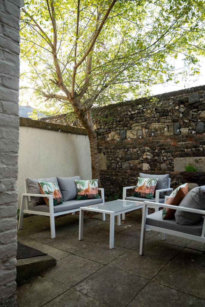 Stylish & Spacious City Centre 3-Bedroom Townhouse - Sleeps 6 Κάντεμπερι Εξωτερικό φωτογραφία